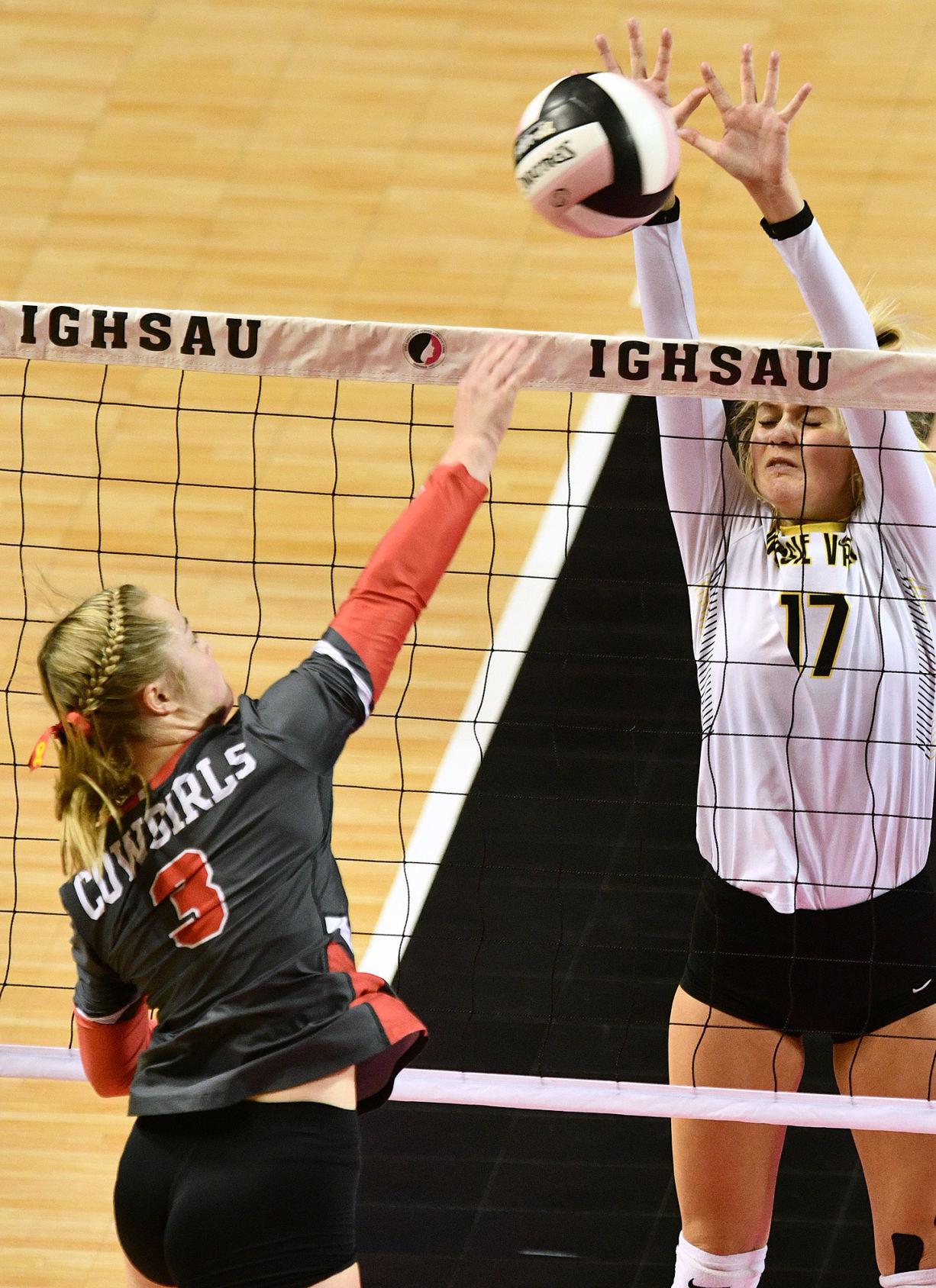 Wapsie Valley vs Sidney state volleyball
